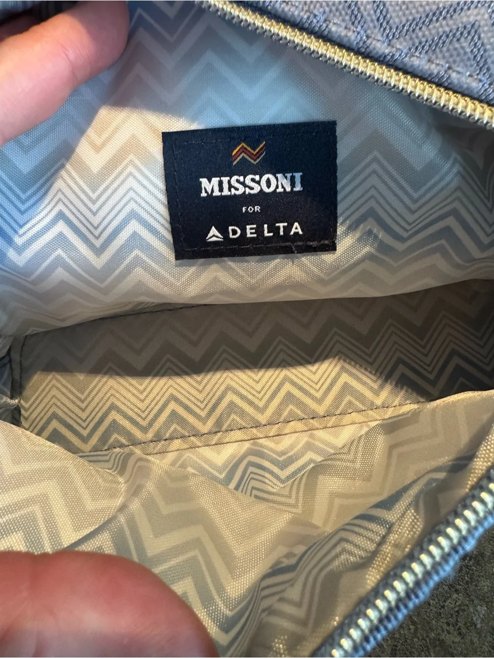 Missoni x Delta First Class/Business Blue Chevron Zip Cosmetic Pouch  Gold Logo